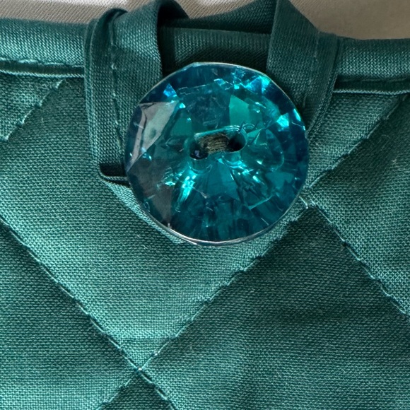 Hand crafted brand new Rae Dunn upcycled Leaf and berries feel berry good Towels - Picture 3 of 4